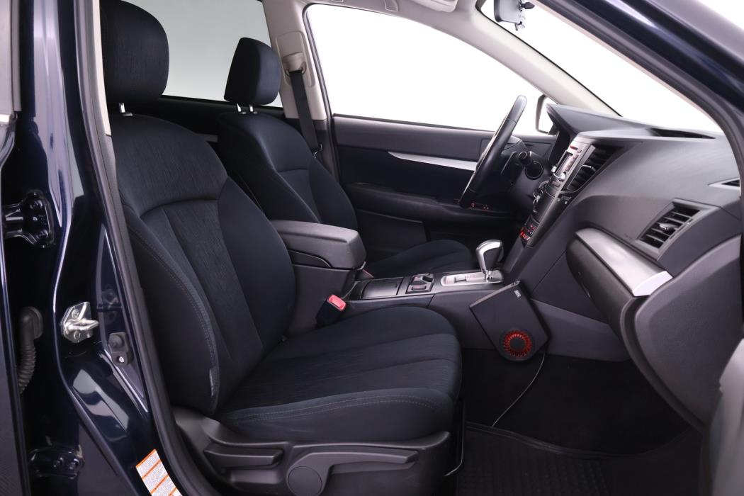 SUBARU Outback 2014