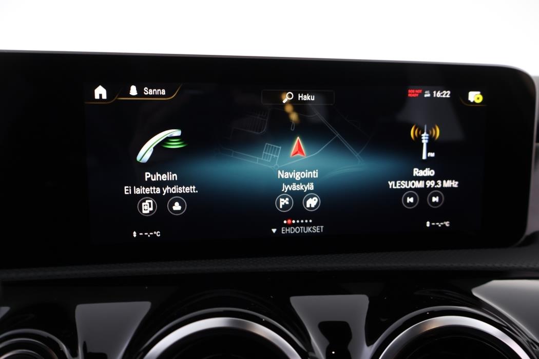 MERCEDES-BENZ A 2020