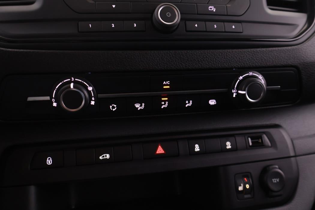 TOYOTA Proace 2021