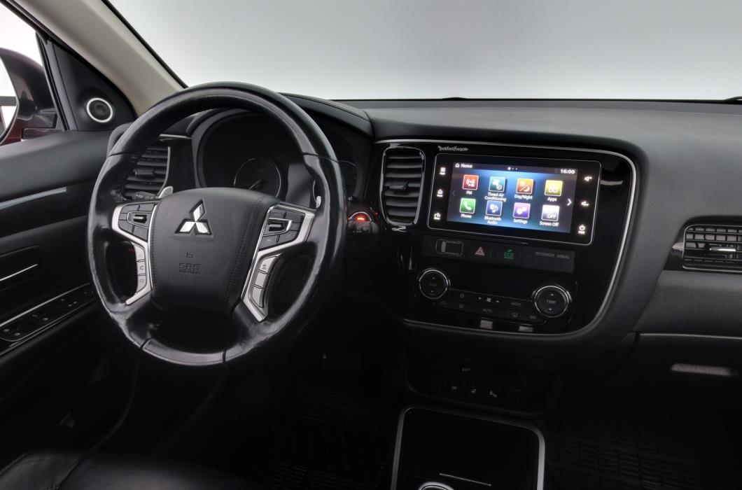 MITSUBISHI OUTLANDER PHEV 2017