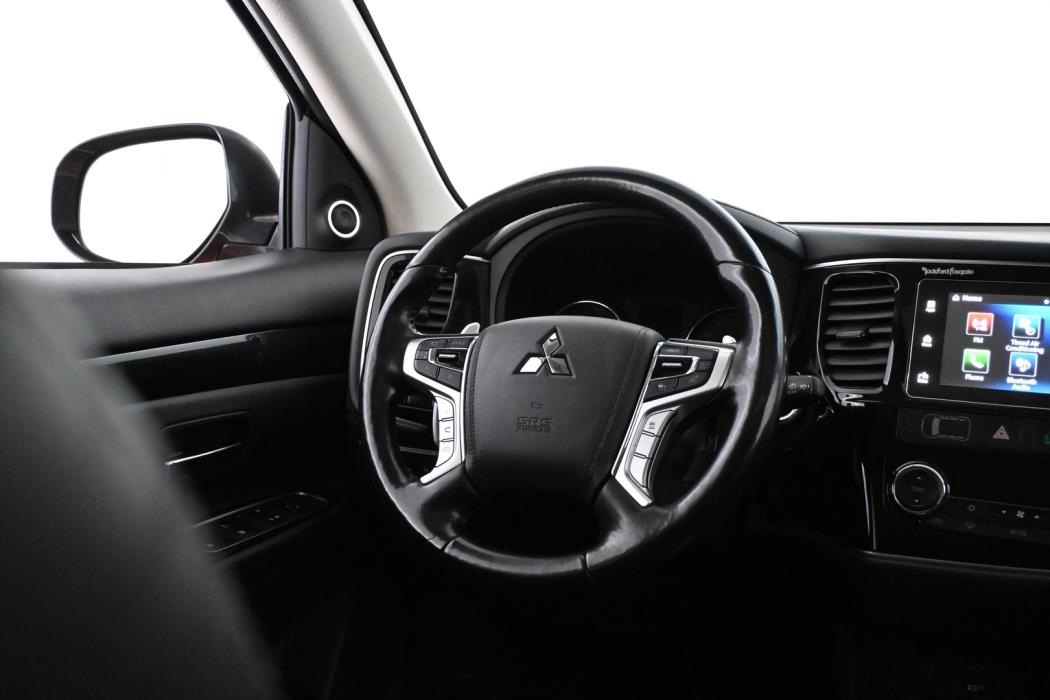 MITSUBISHI OUTLANDER PHEV 2017