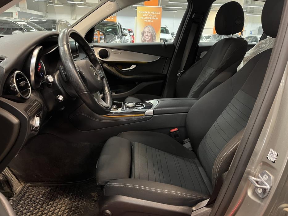 MERCEDES-BENZ GLC 2019