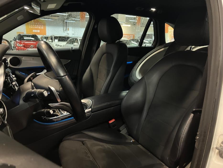 MERCEDES-BENZ GLC 2019