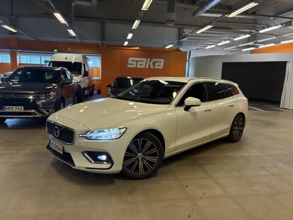 VOLVO V60 2020