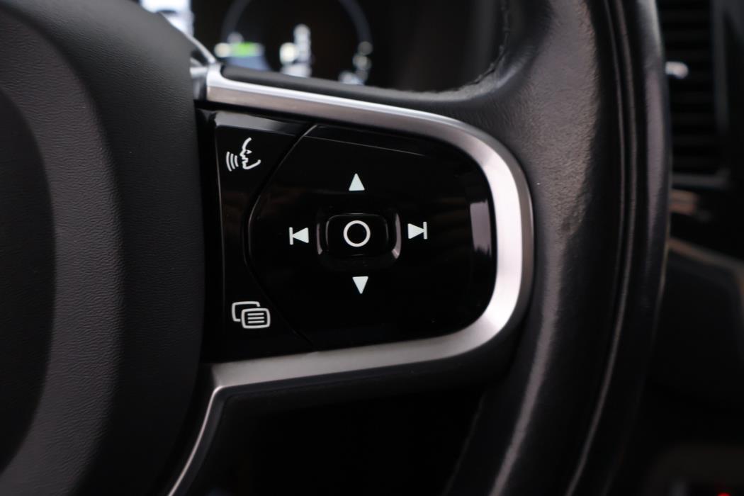 VOLVO XC90 2020