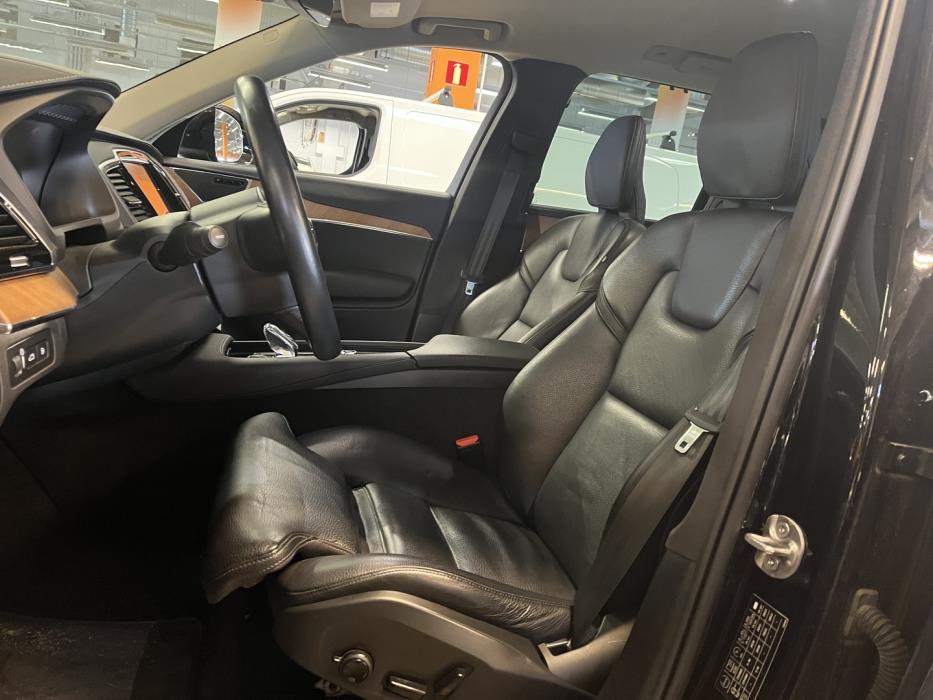 VOLVO XC90 2022