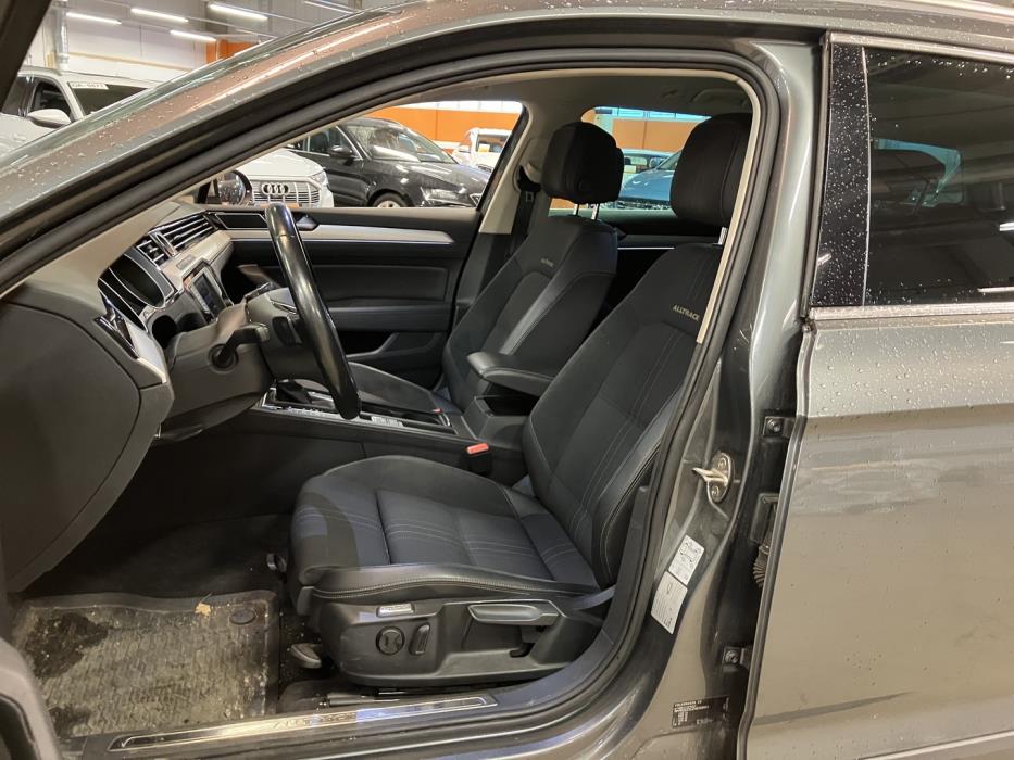 VOLKSWAGEN Passat 2016