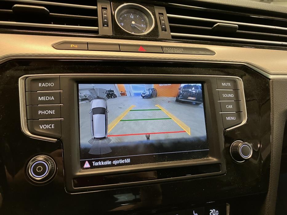 VOLKSWAGEN Passat 2016