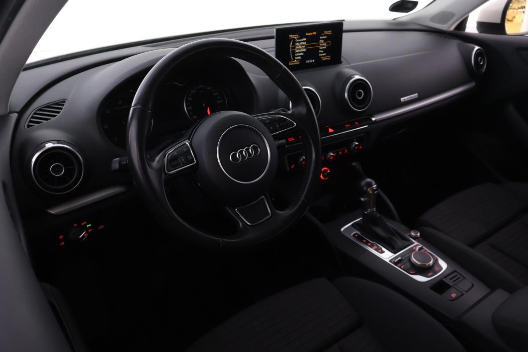 AUDI A3 2015