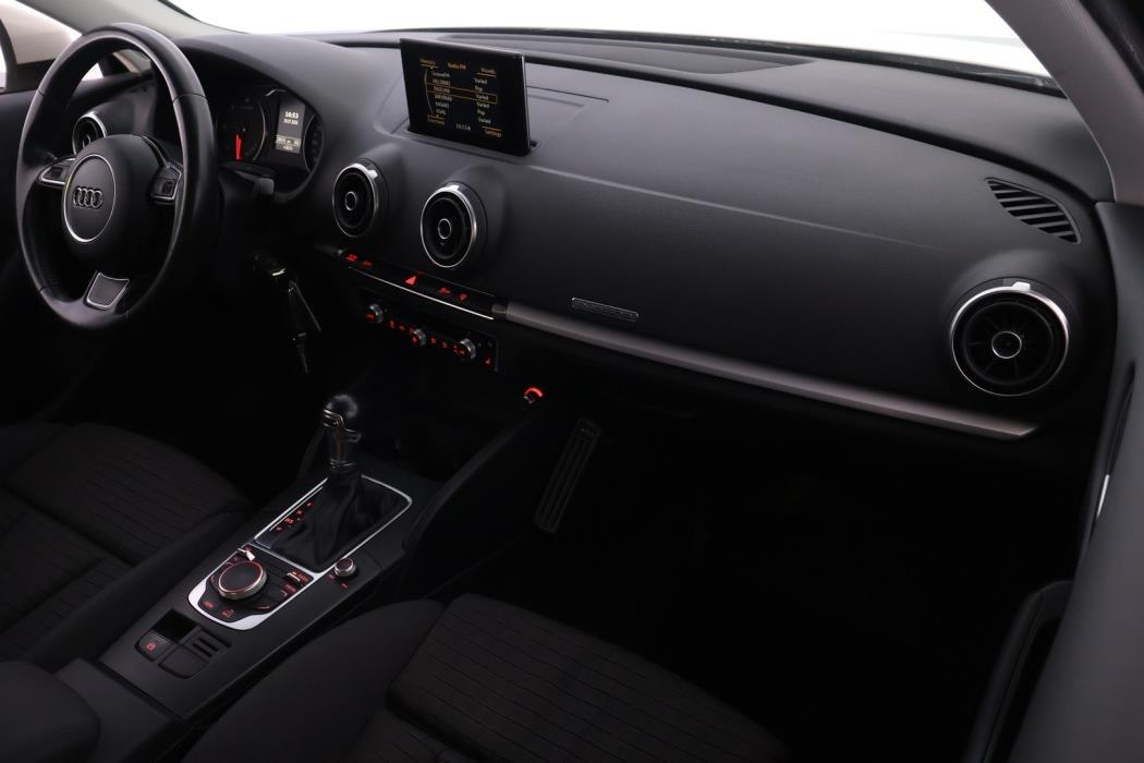 AUDI A3 2015
