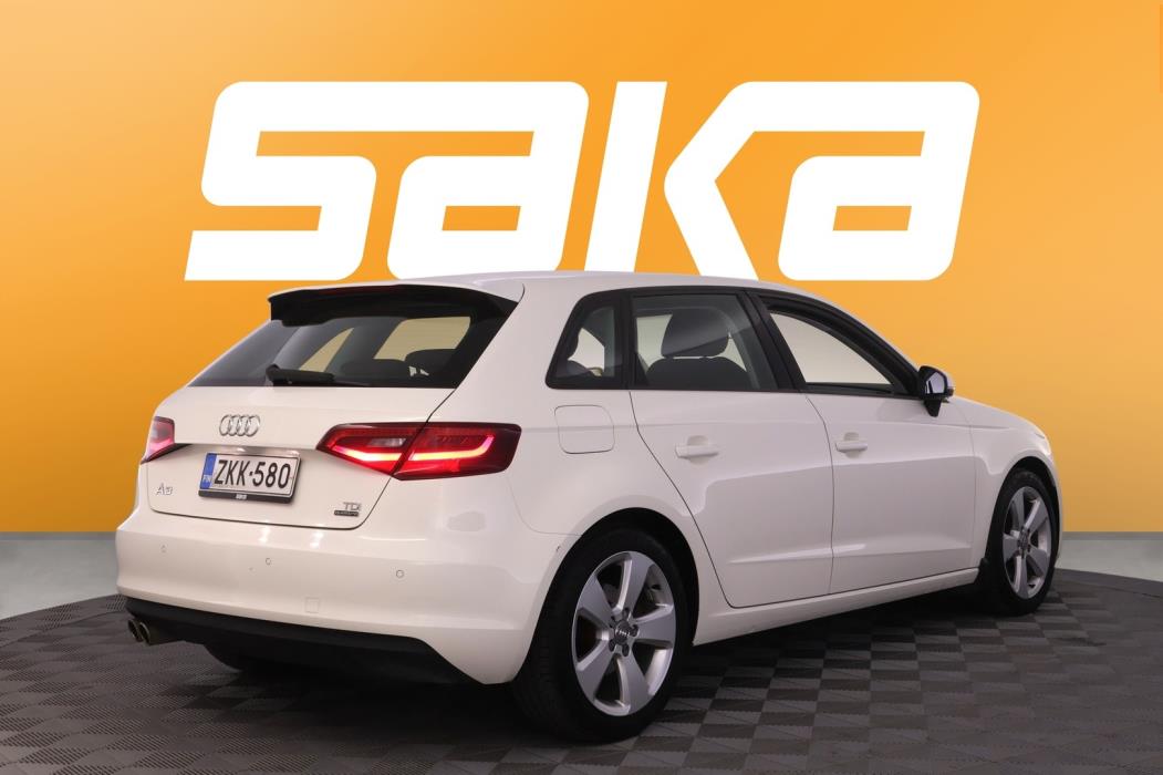 AUDI A3 2015