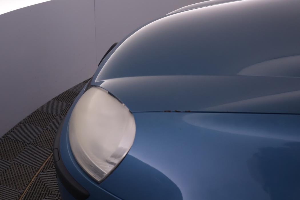 VOLKSWAGEN Golf 2005