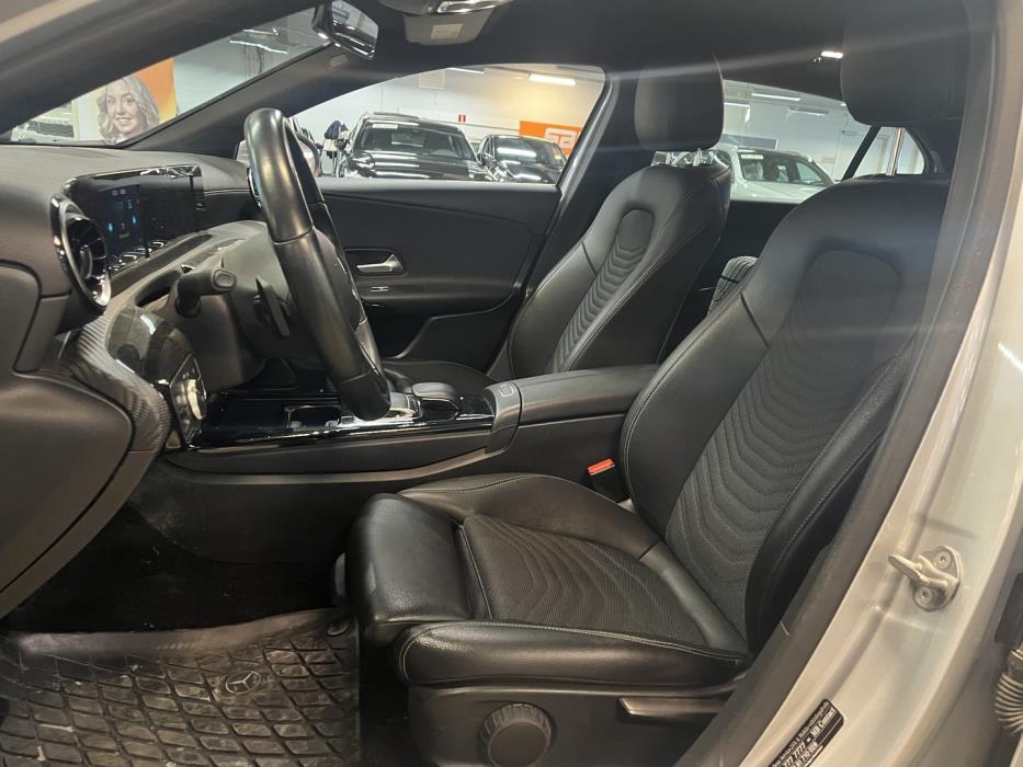MERCEDES-BENZ A 2018