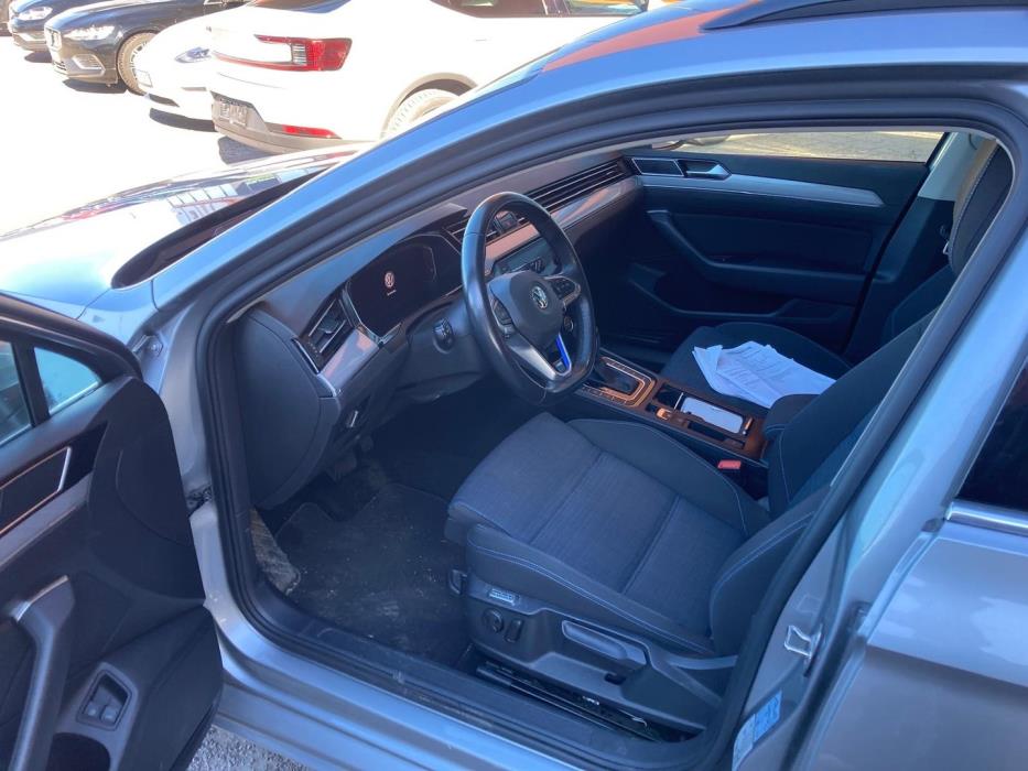 VOLKSWAGEN Passat 2020