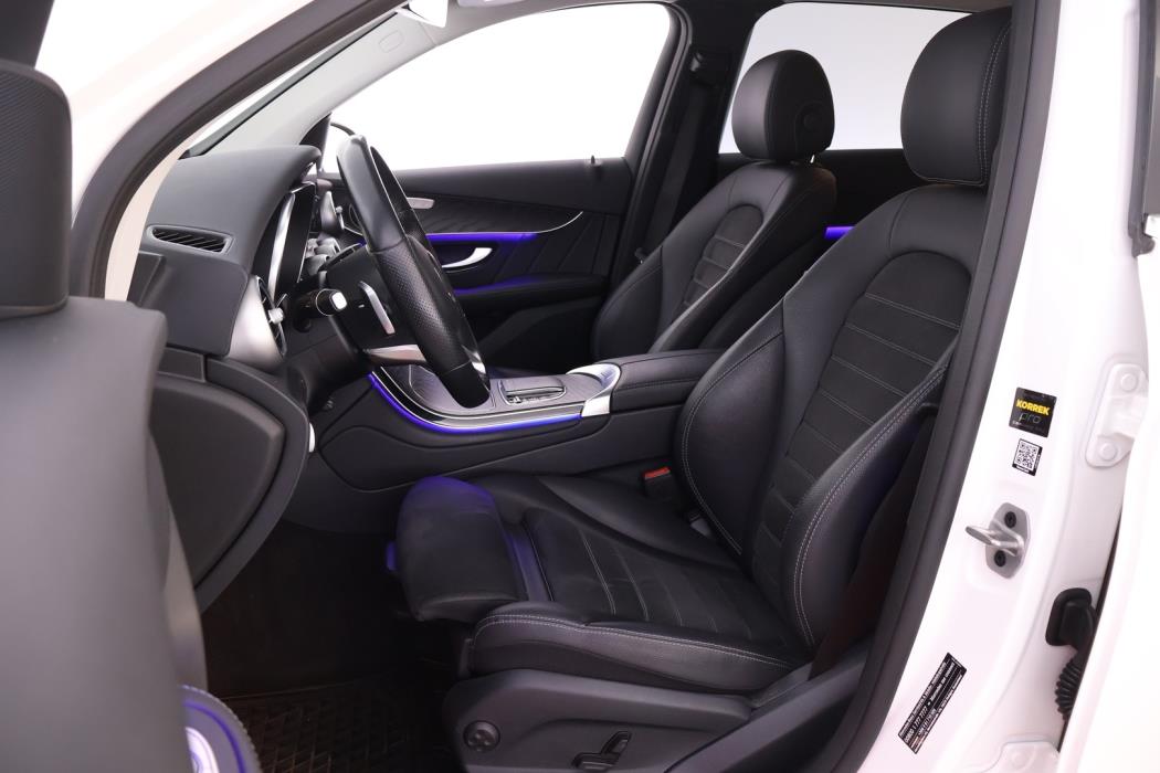 MERCEDES-BENZ GLC 2022