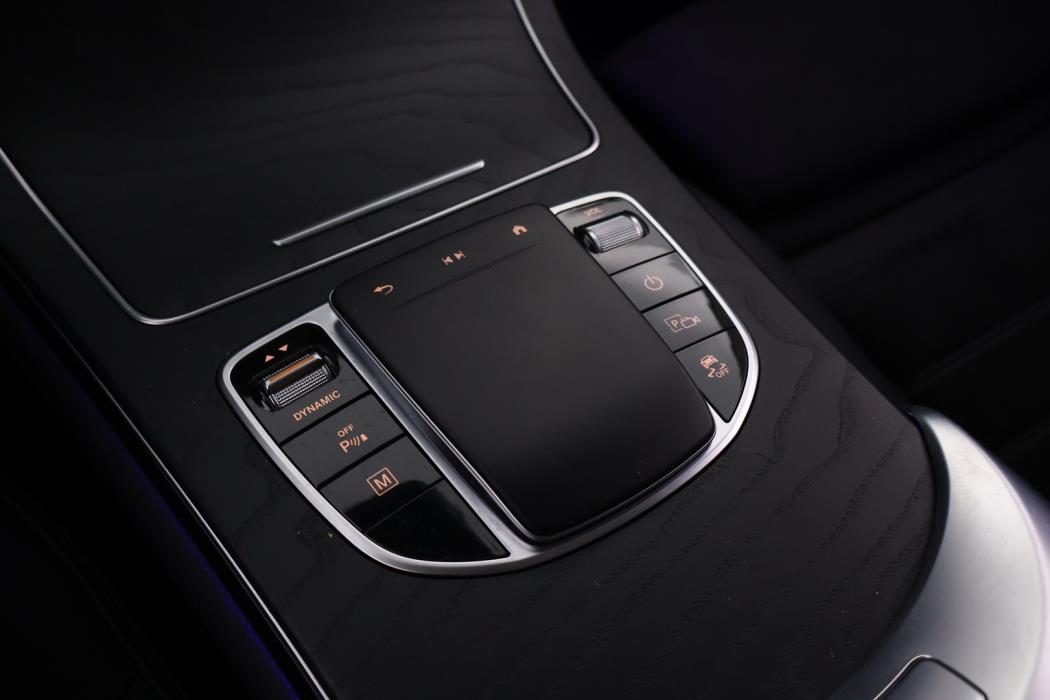 MERCEDES-BENZ GLC 2022