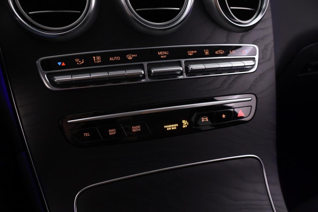 MERCEDES-BENZ GLC 2022