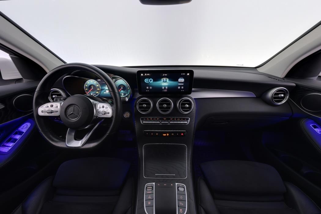 MERCEDES-BENZ GLC 2022