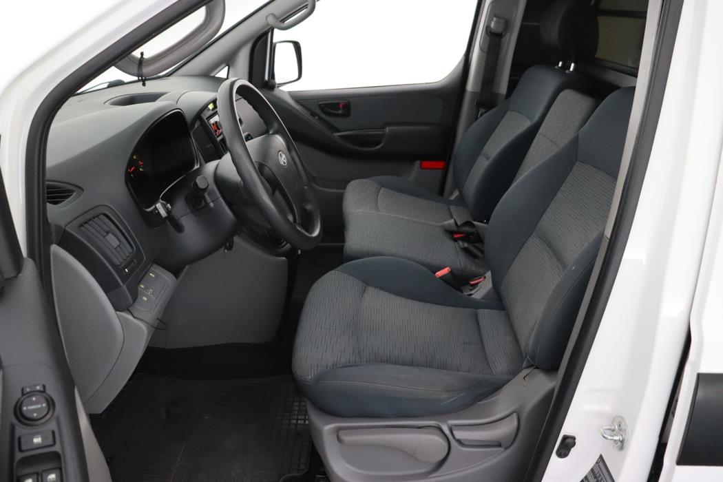HYUNDAI H1 VAN 2014