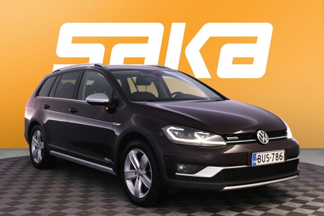 VOLKSWAGEN Golf 2017