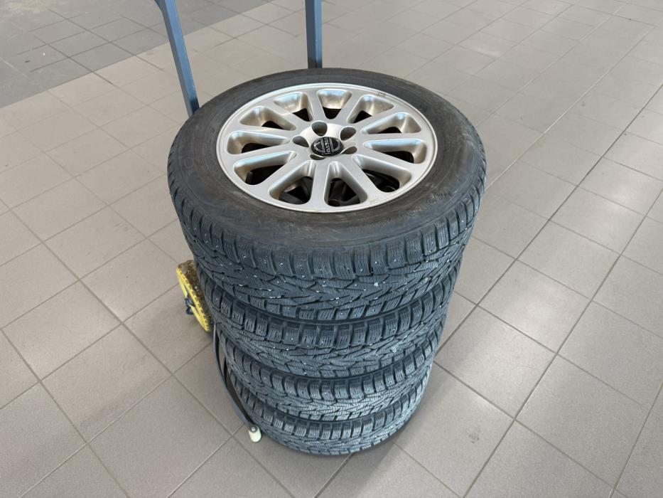 VOLVO V70 2005