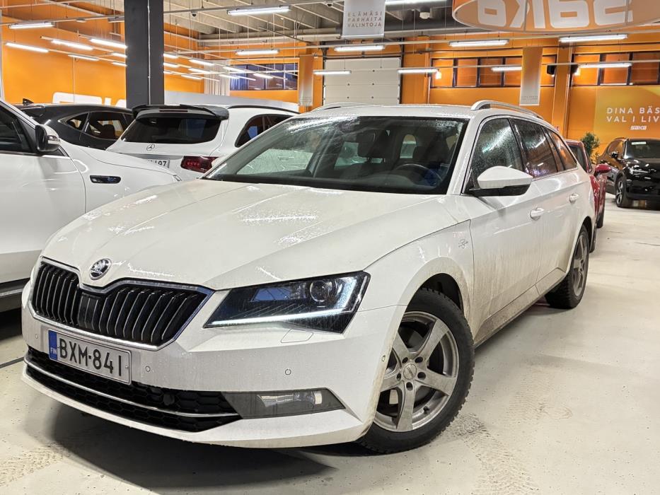 SKODA Superb 2016