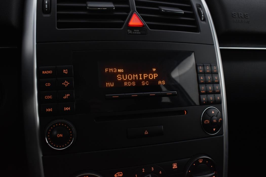 MERCEDES-BENZ B 2008