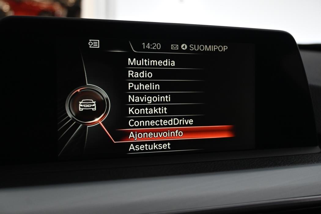 BMW 330 2016