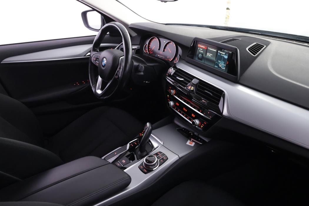 BMW 520 2018