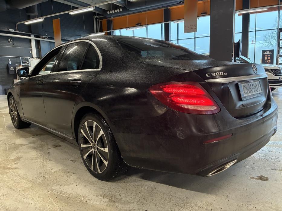 MERCEDES-BENZ E 2019