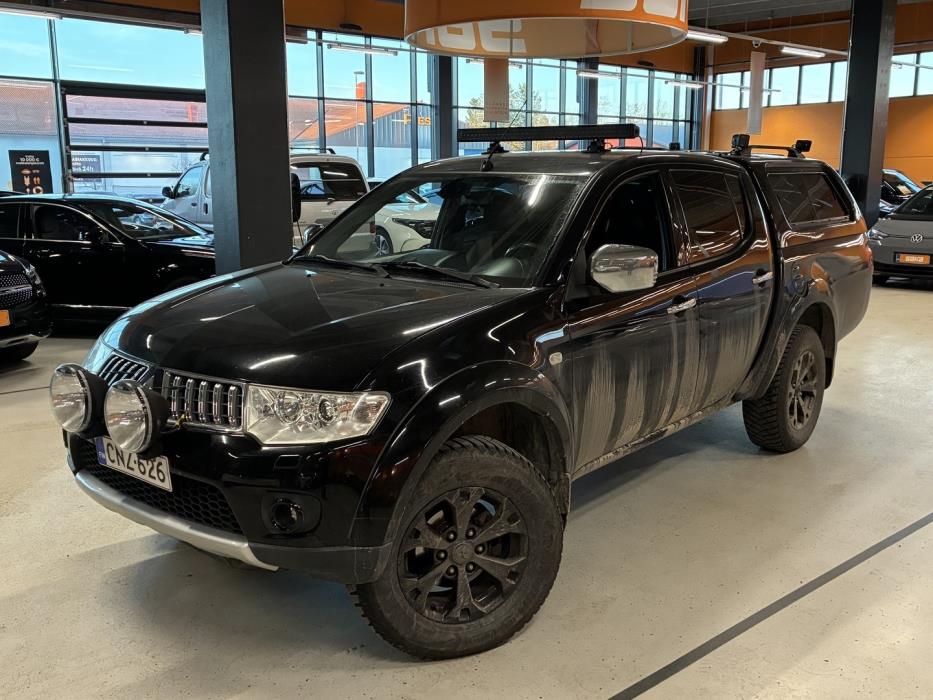 MITSUBISHI L200 2010