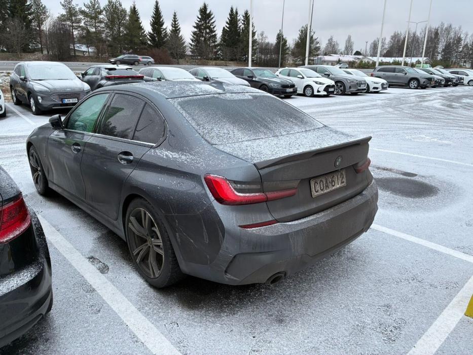BMW 330 2020