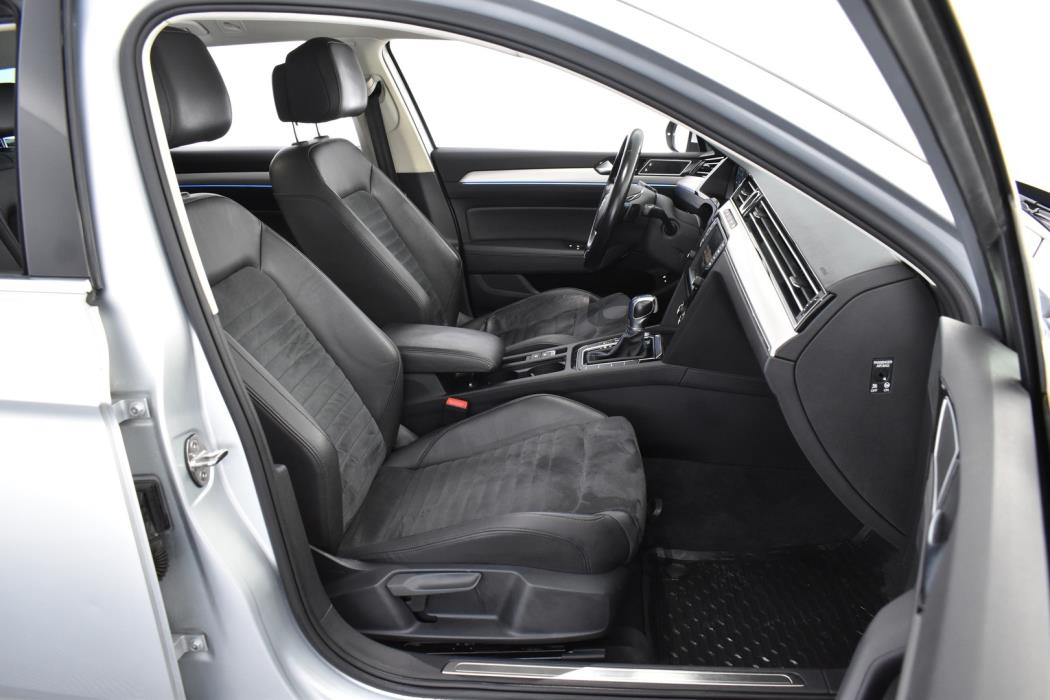 VOLKSWAGEN Passat 2016