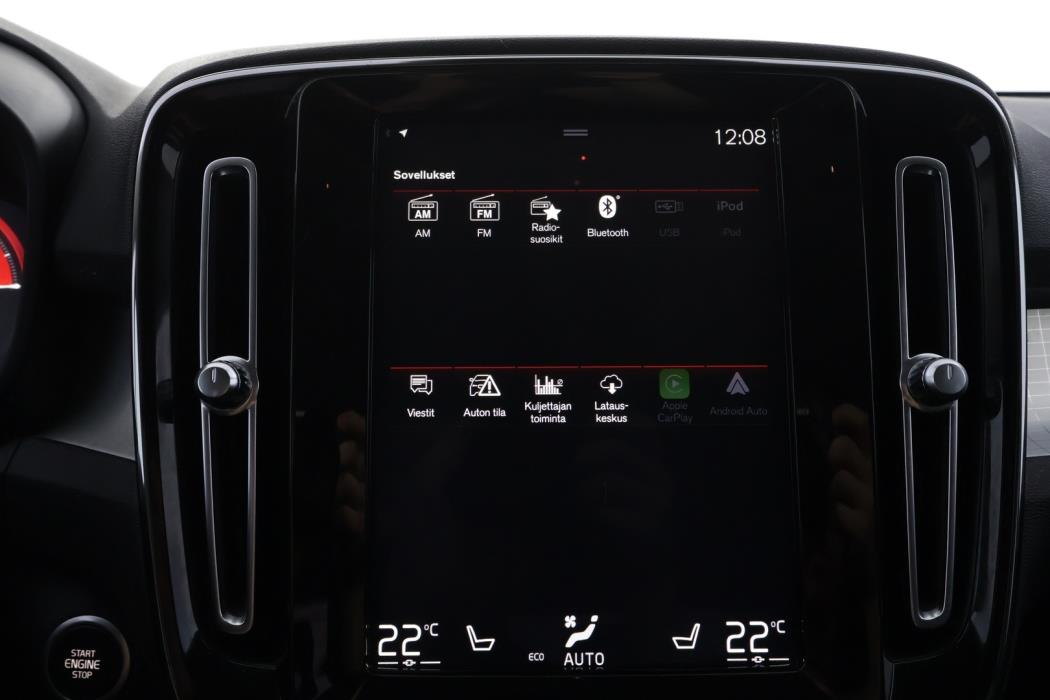 VOLVO XC40 2020