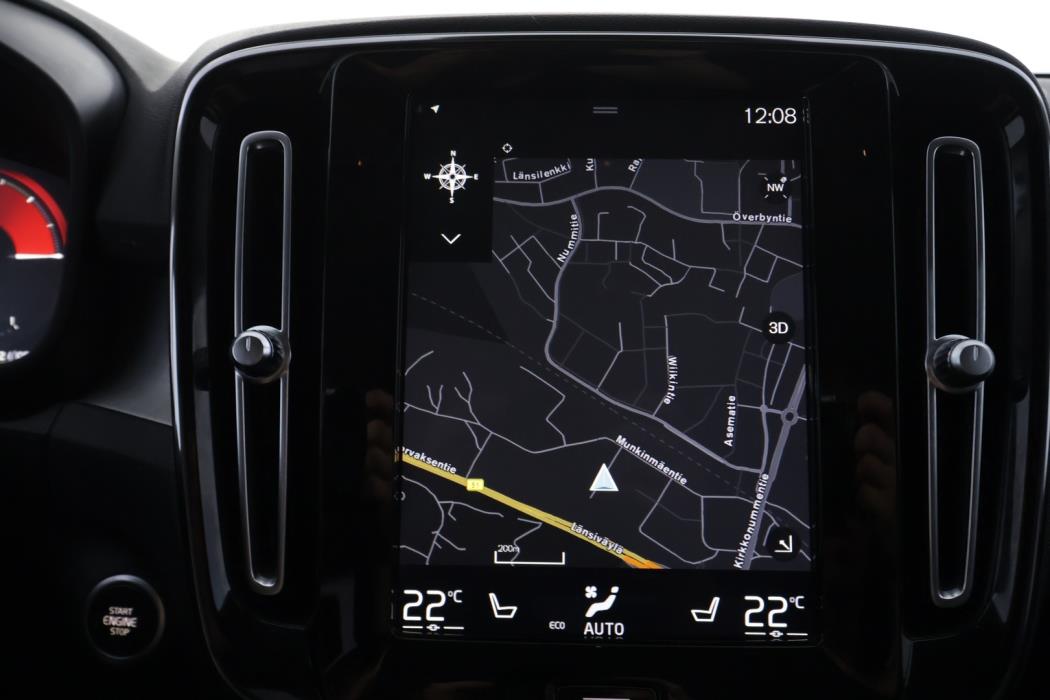 VOLVO XC40 2020