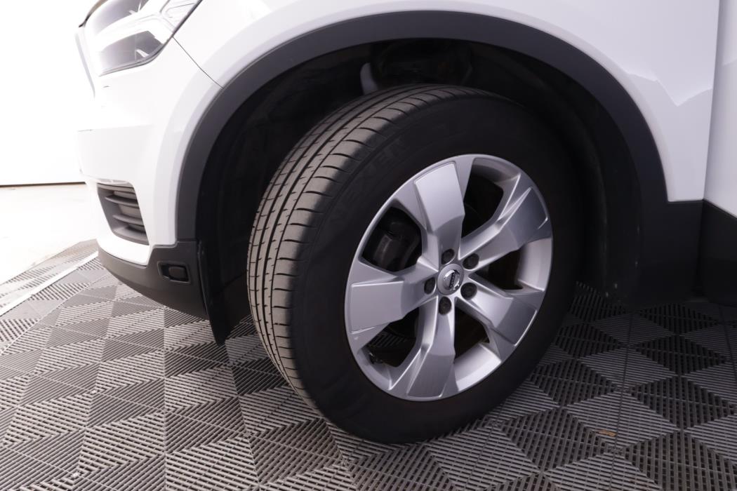 VOLVO XC40 2020