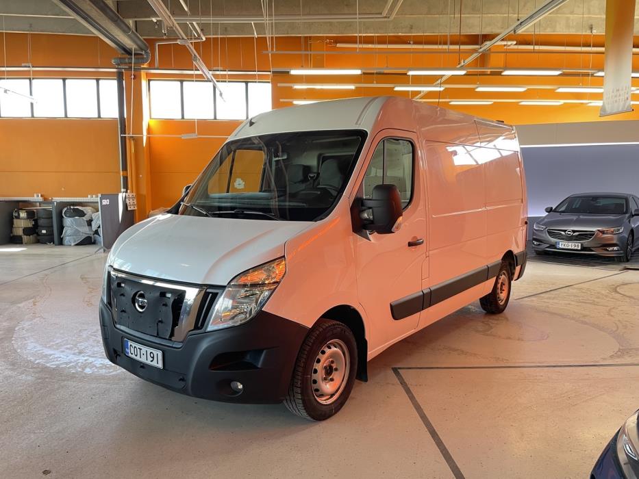 NISSAN NV400 2021