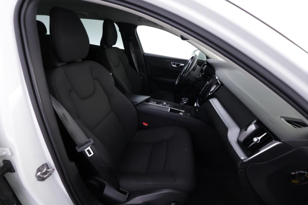 VOLVO V60 2019