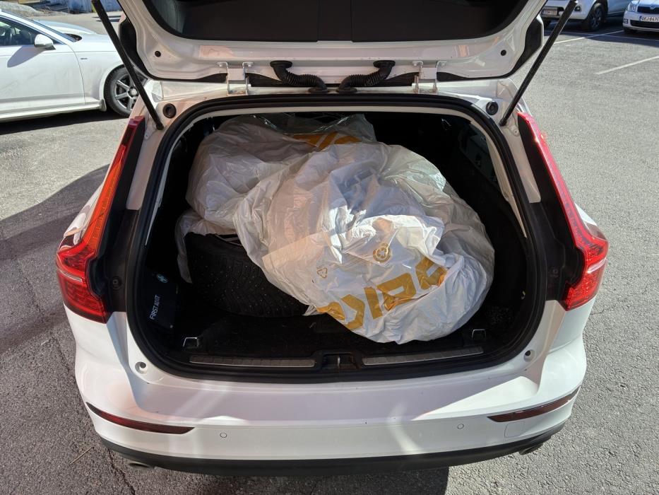 VOLVO V60 2019