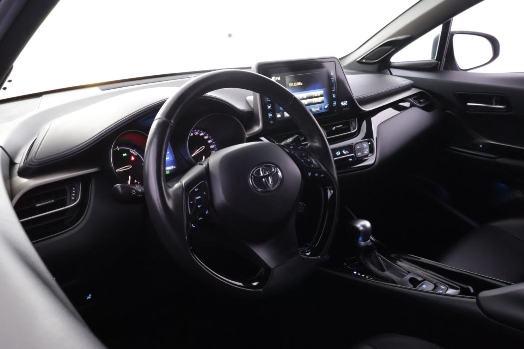 TOYOTA C-HR 2019