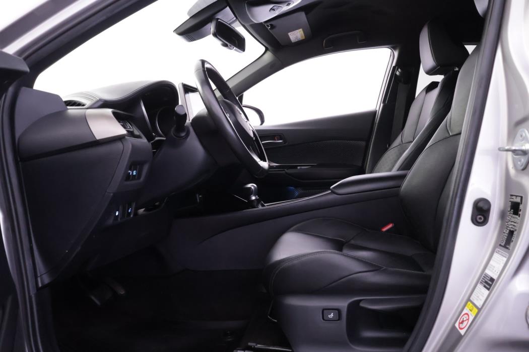 TOYOTA C-HR 2019