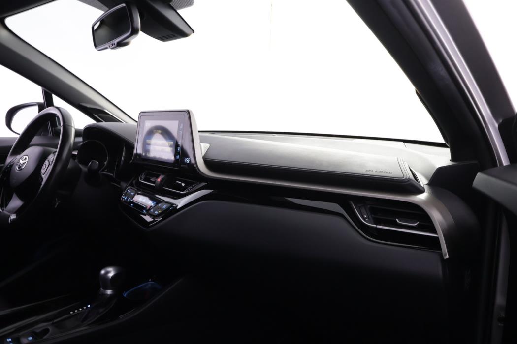 TOYOTA C-HR 2019