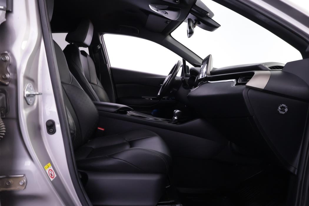 TOYOTA C-HR 2019