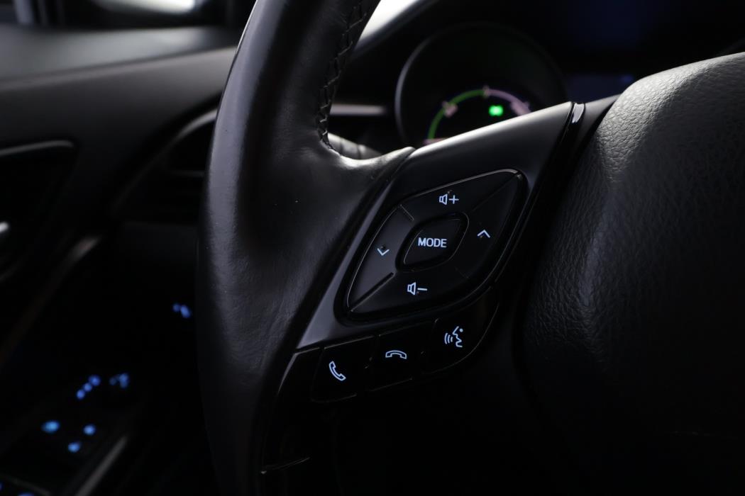 TOYOTA C-HR 2019