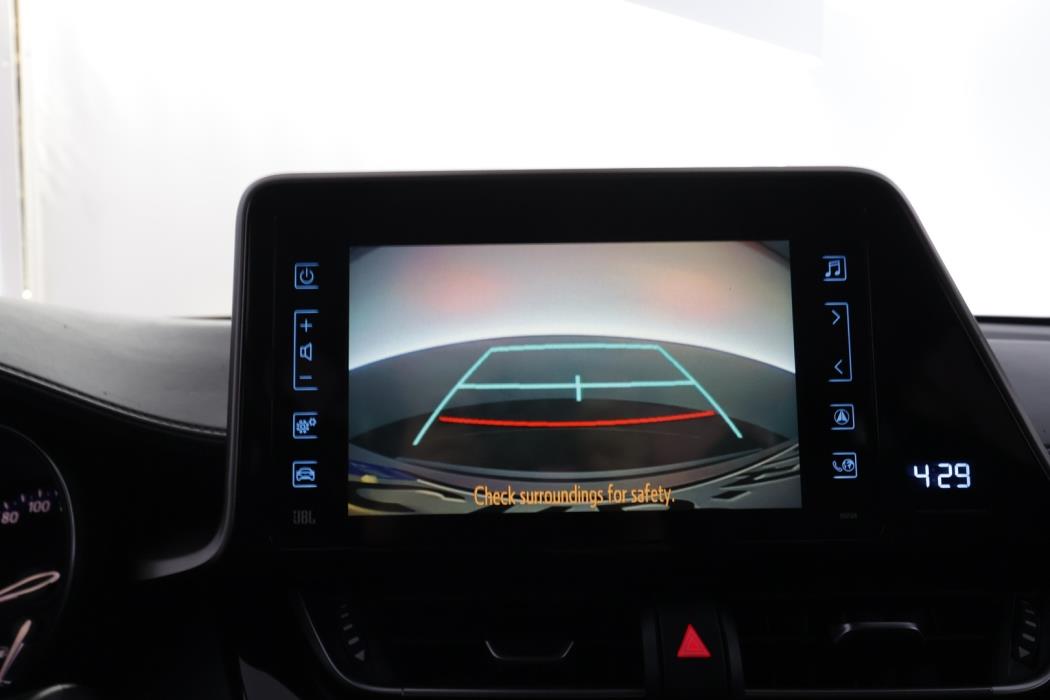 TOYOTA C-HR 2019