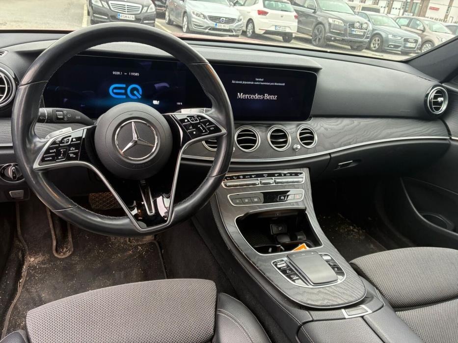 MERCEDES-BENZ E 2020