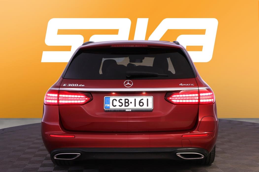MERCEDES-BENZ E 2021
