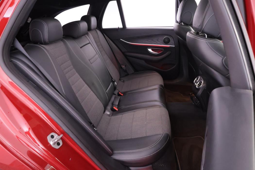 MERCEDES-BENZ E 2021
