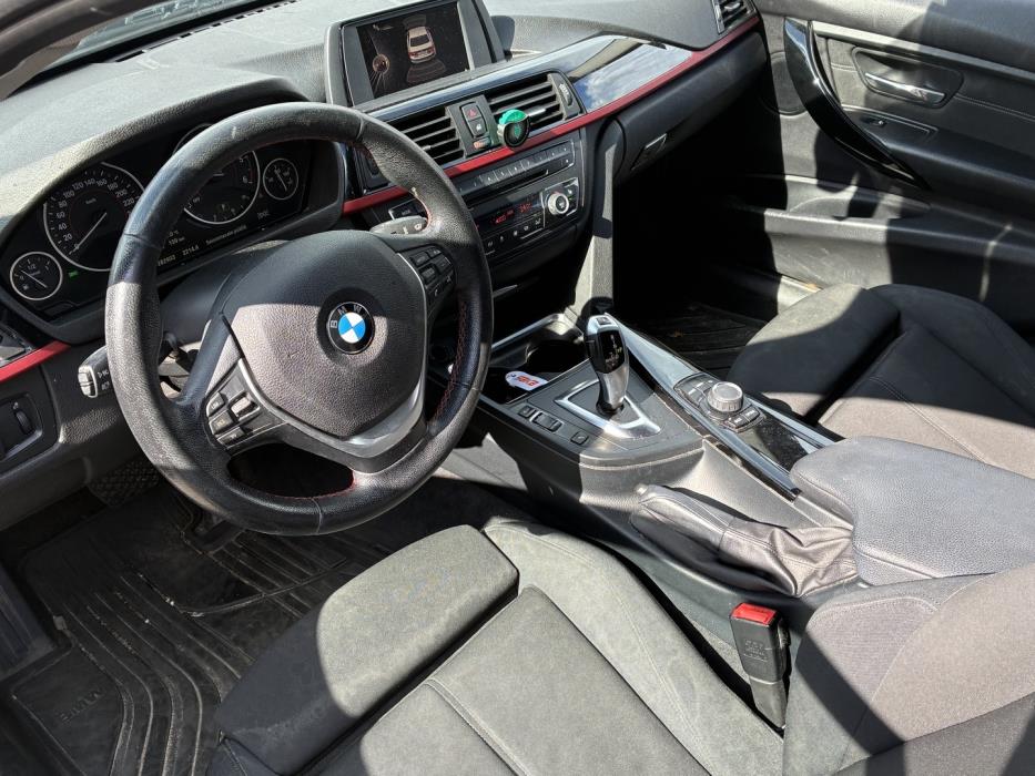 BMW 320 2015