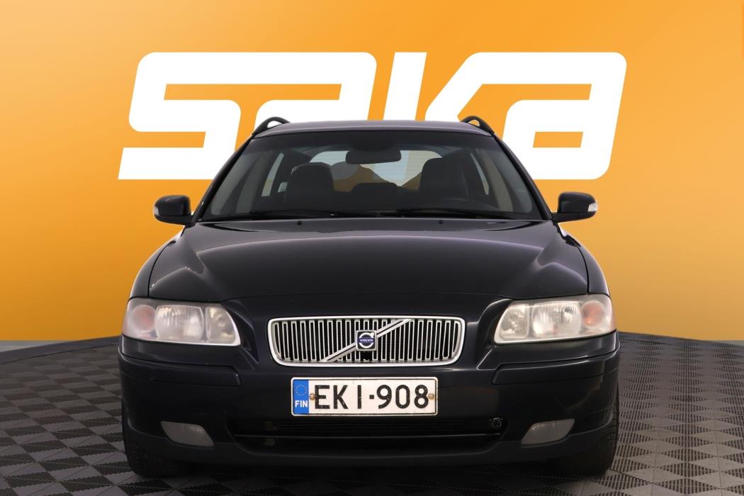 VOLVO V70 2006